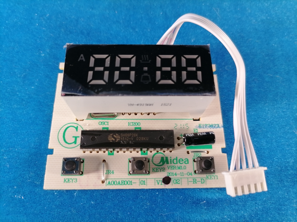 63900270 (1)