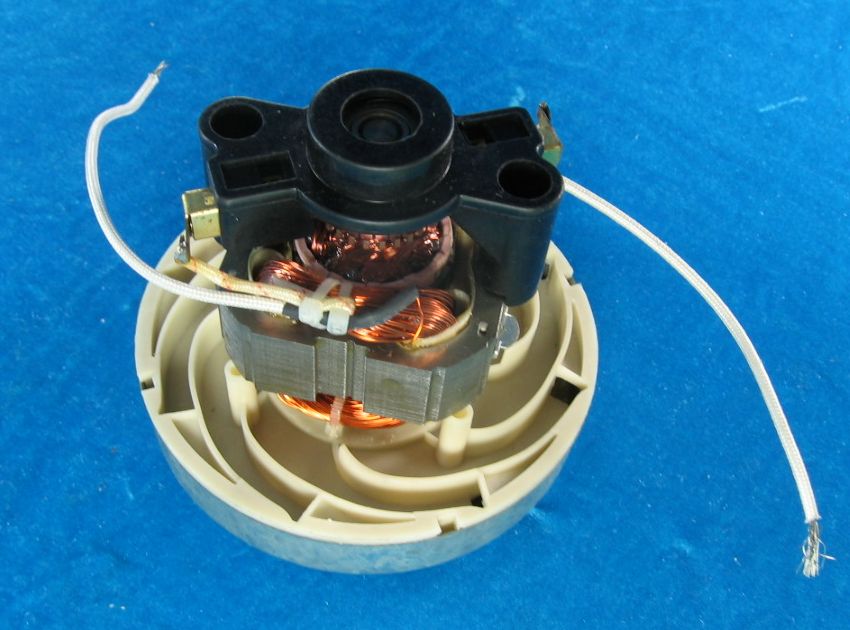 Мотор для пылесоса H=100 mm, D=104 mm (1)